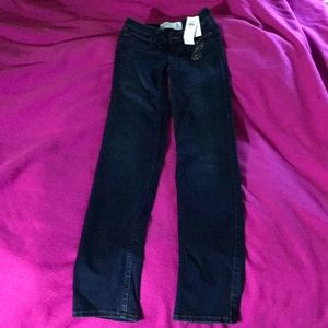 Straight leg Mid-rise Jeans